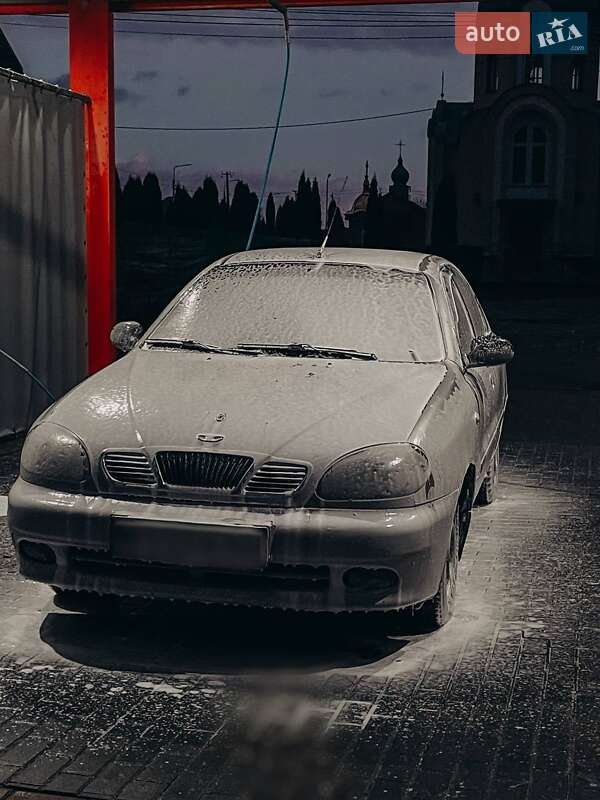 Седан Daewoo Lanos 2004 в Кременце