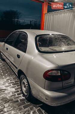 Седан Daewoo Lanos 2004 в 