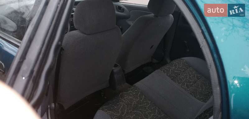 Седан Daewoo Lanos 2005 в Шумске