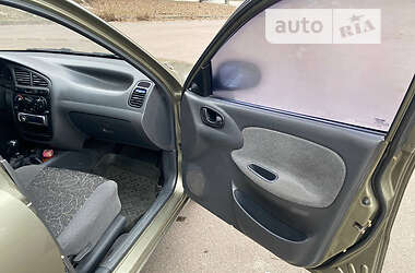 Седан Daewoo Lanos 2004 в 