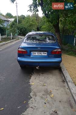 Седан Daewoo Lanos 2001 в Подільську