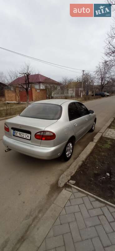 Седан Daewoo Lanos 2004 в Николаеве