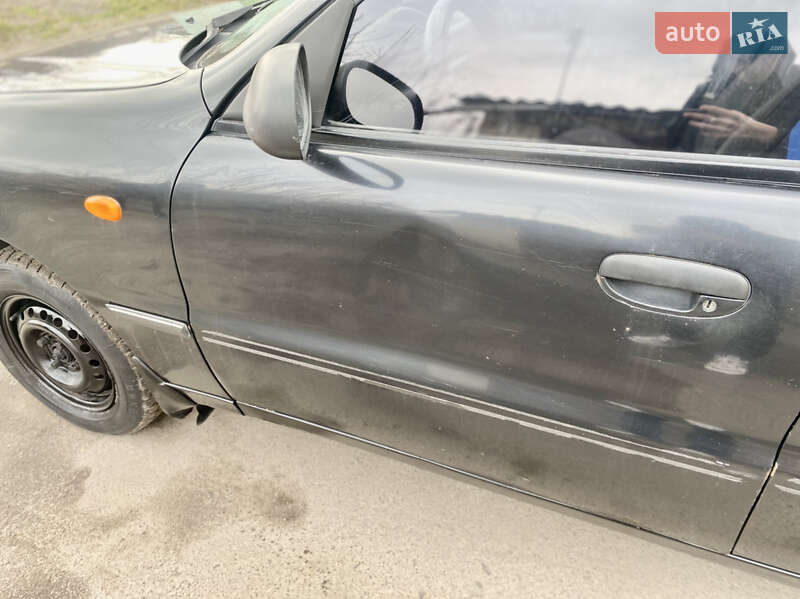 Седан Daewoo Lanos 2008 в Дубні