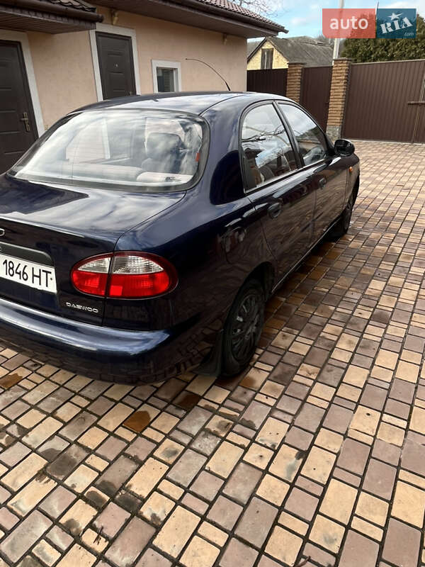 Седан Daewoo Lanos 2003 в Киеве