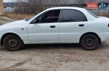Седан Daewoo Lanos 2004 в Киеве