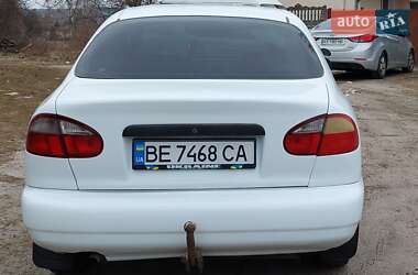 Седан Daewoo Lanos 2004 в Киеве