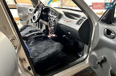 Седан Daewoo Lanos 2002 в 