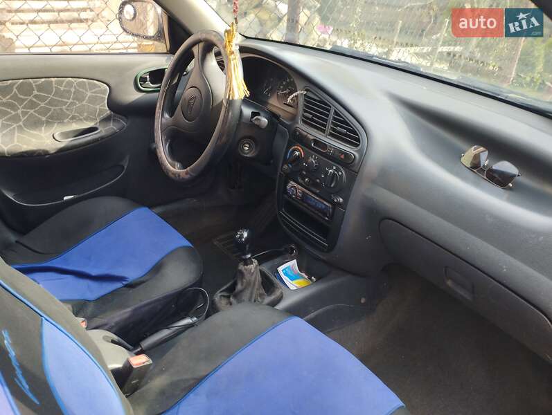 Хэтчбек Daewoo Lanos 2002 в Львове