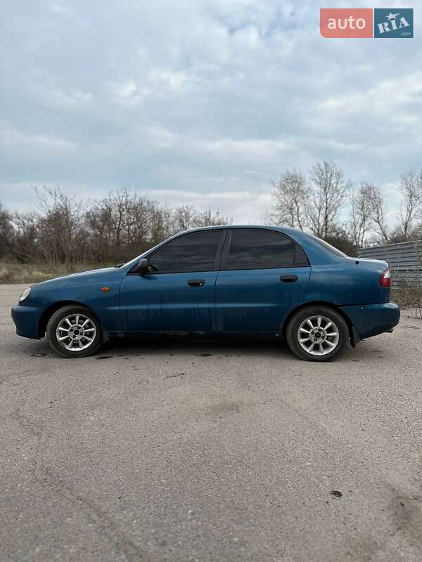 Седан Daewoo Lanos 1998 в Кременчуге