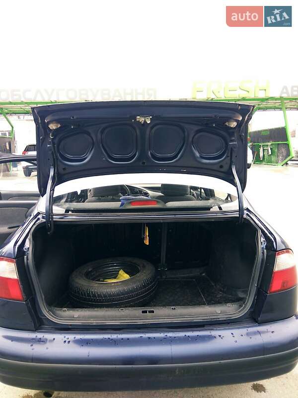Седан Daewoo Lanos 2004 в Чернигове