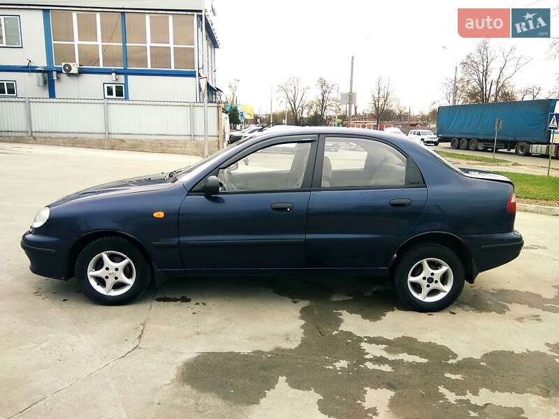 Седан Daewoo Lanos 2004 в Чернігові