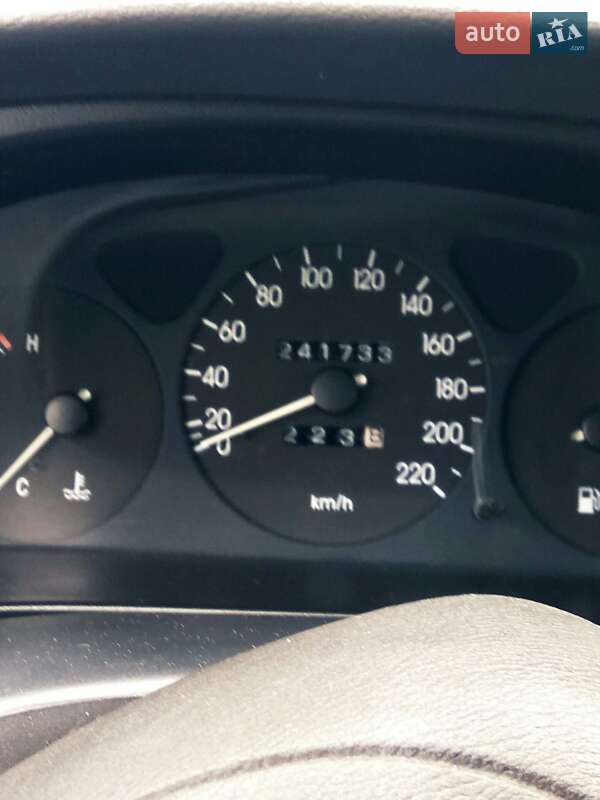 Седан Daewoo Lanos 2004 в Чернигове