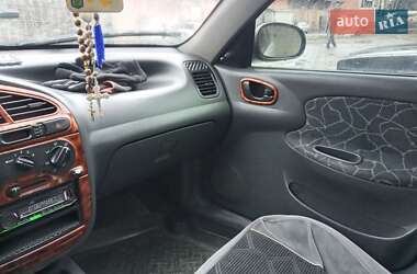 Седан Daewoo Lanos 2003 в Львове