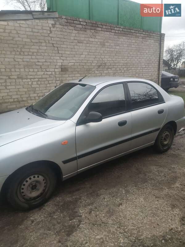 Седан Daewoo Lanos 2005 в Киеве