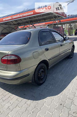 Седан Daewoo Lanos 2004 в Львові