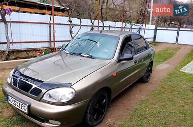 Седан Daewoo Lanos 2003 в Тячеве