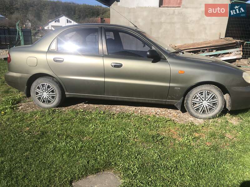 Седан Daewoo Lanos 2004 в Тернополі