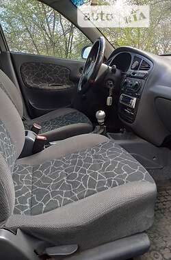 Седан Daewoo Lanos 2003 в 
