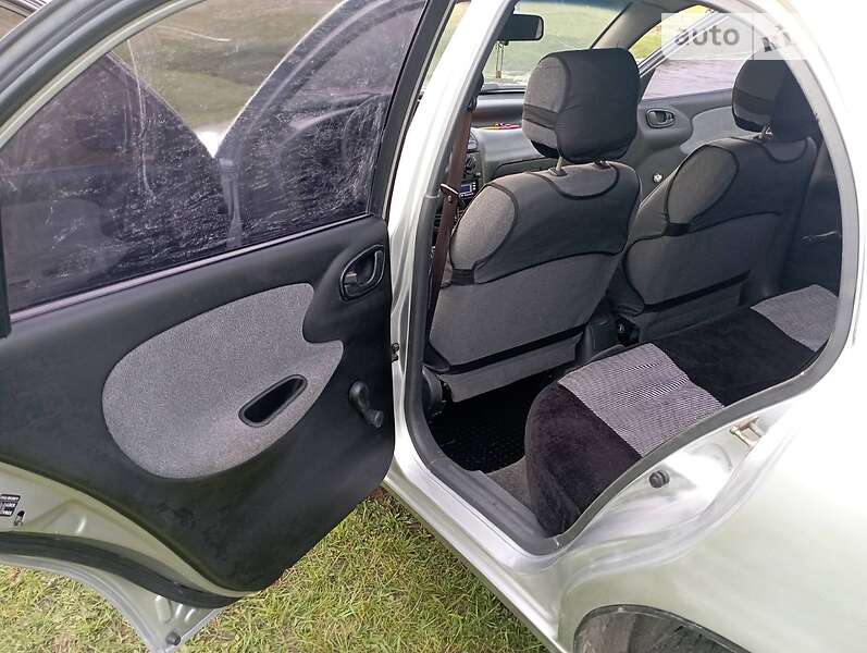 Седан Daewoo Lanos 2004 в Коростене фото 13 Седан Daewoo Lanos 2004 в Коростене