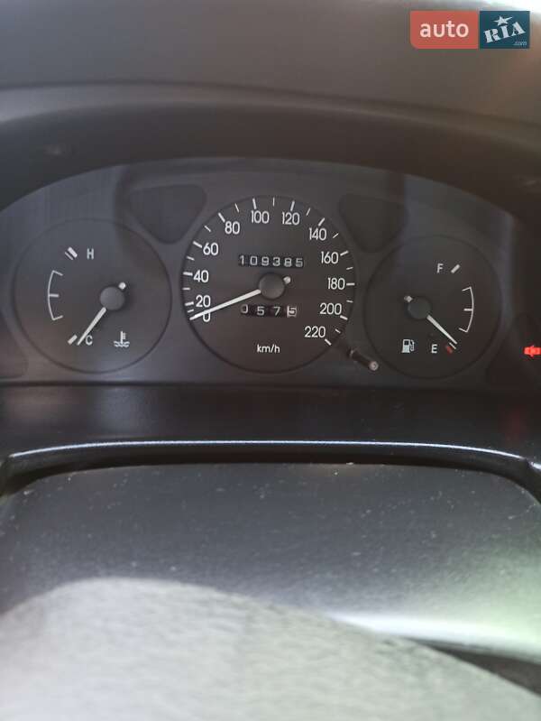 Седан Daewoo Lanos 2005 в Хусті