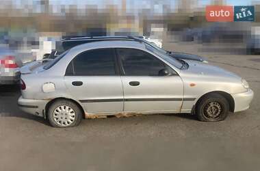 Седан Daewoo Lanos 2004 в Киеве