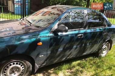 Седан Daewoo Lanos 2003 в Львове