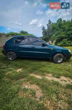 Хетчбек Daewoo Lanos 1999 в Березівці