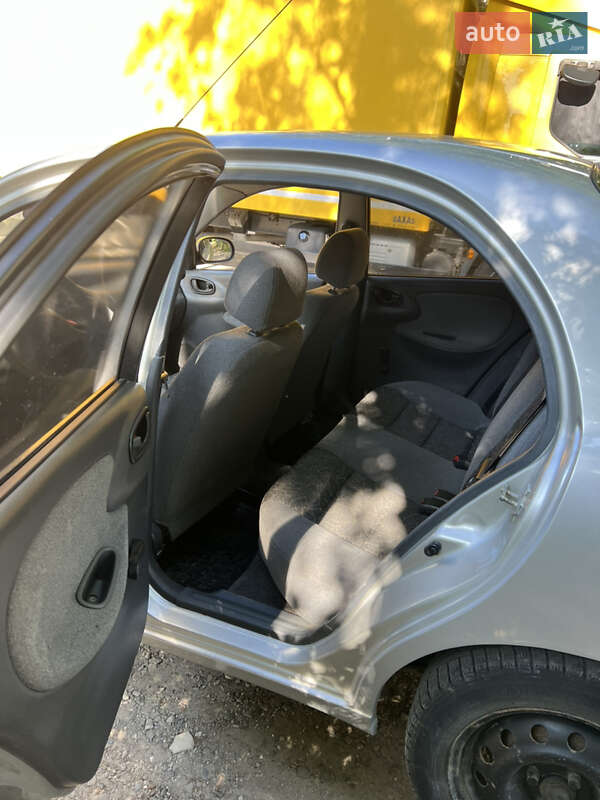 Седан Daewoo Lanos 2007 в Черновцах