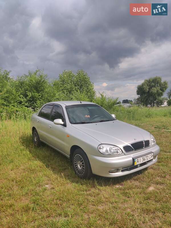 Седан Daewoo Lanos 2005 в Березане