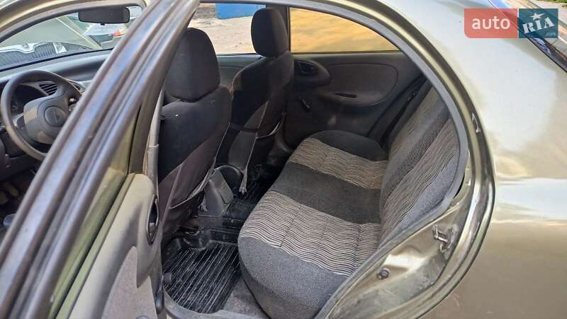 Седан Daewoo Lanos 2006 в Кривому Розі