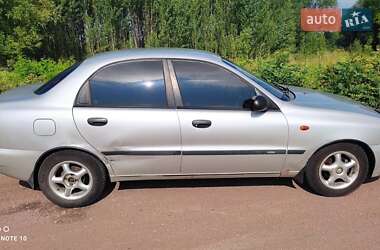 Седан Daewoo Lanos 2002 в Черняхове