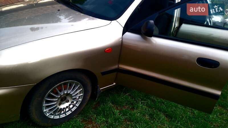 Седан Daewoo Lanos 2004 в Берегово