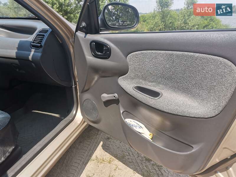 Седан Daewoo Lanos 2007 в Кременчуці