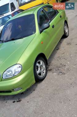 Седан Daewoo Lanos 2002 в 