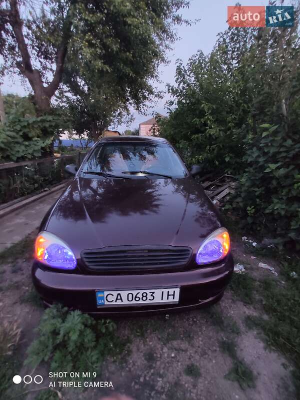 Седан Daewoo Lanos 2002 в Кропивницком