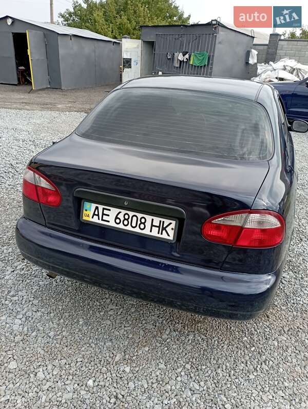 Седан Daewoo Lanos 2002 в Днепре
