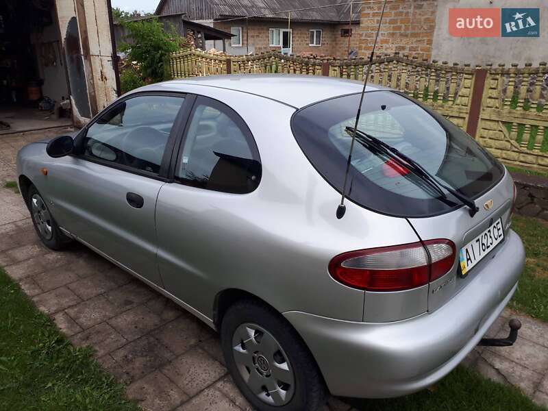 Хетчбек Daewoo Lanos 1998 в Рокитному