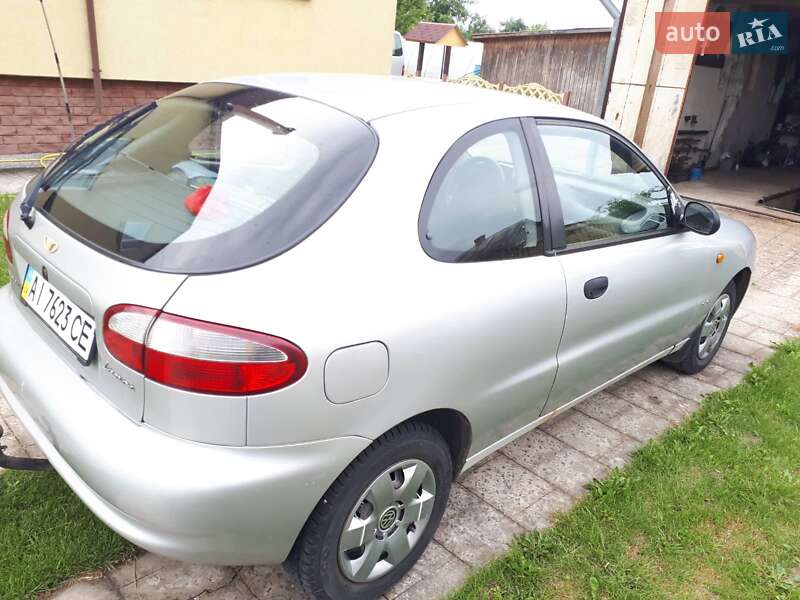 Хетчбек Daewoo Lanos 1998 в Рокитному