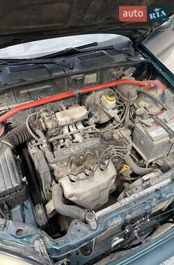 Седан Daewoo Lanos 2003 в 