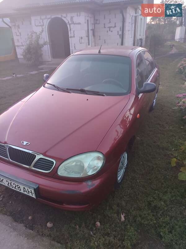 Седан Daewoo Lanos 2006 в Стрые
