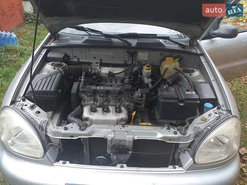 Седан Daewoo Lanos 2004 в Мукачево