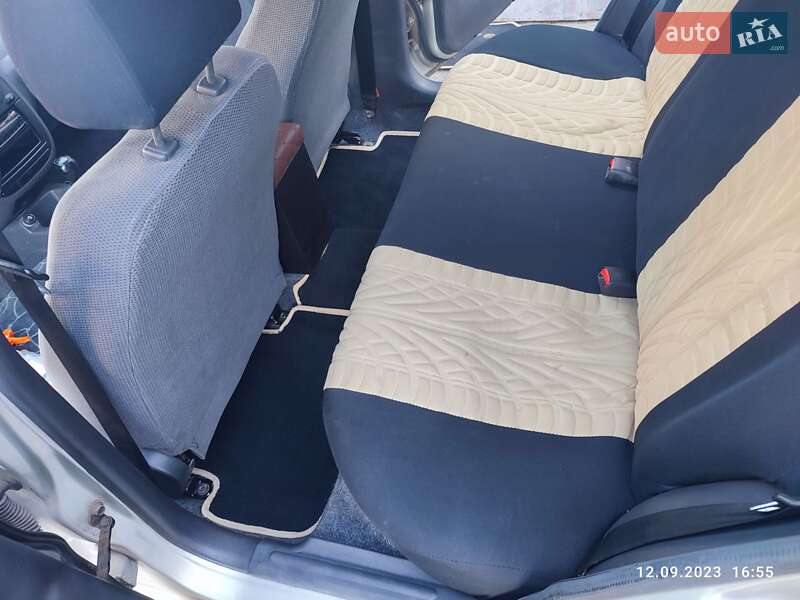 Седан Daewoo Lanos 2003 в Днепре фото 8 Седан Daewoo Lanos 2003 в Днепре