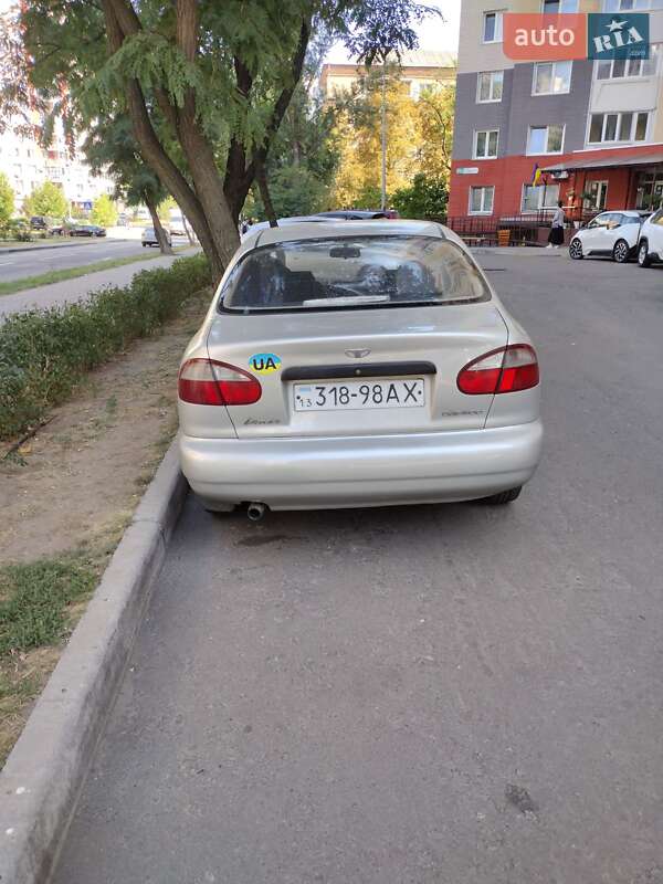 Седан Daewoo Lanos 2004 в Киеве