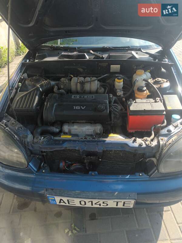 Седан Daewoo Lanos 2005 в Дніпрі