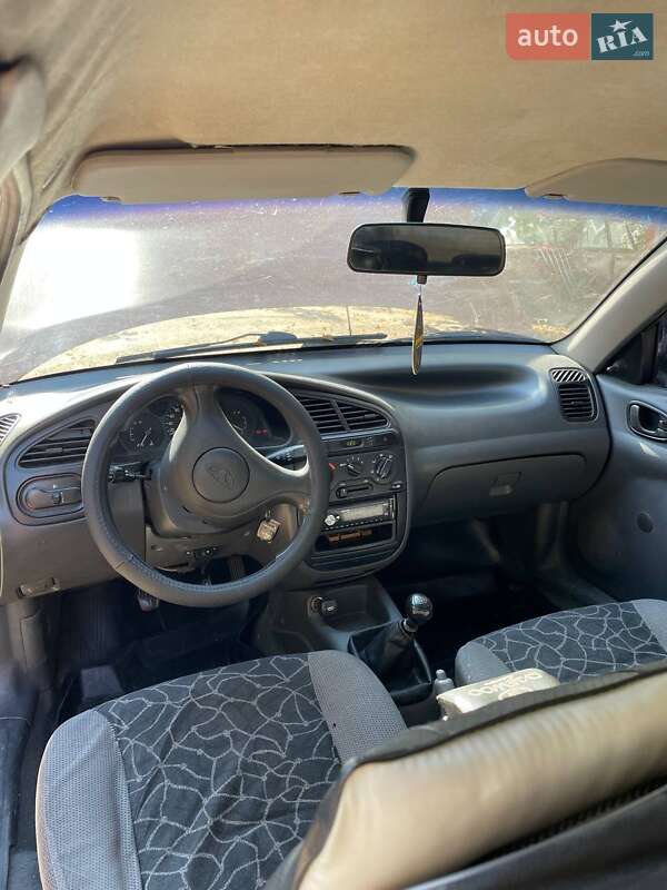 Daewoo Lanos 2002