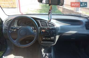 Седан Daewoo Lanos 2002 в Ужгороде
