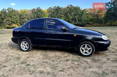 Седан Daewoo Lanos 2008 в Краснограді