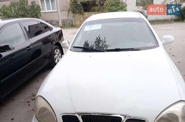 Седан Daewoo Lanos 1998 в Мукачево
