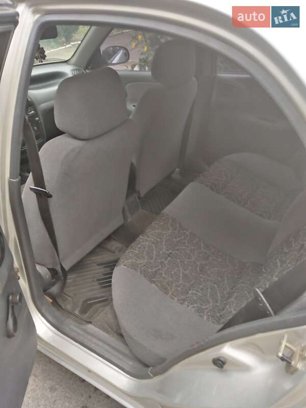 Седан Daewoo Lanos 2006 в Корсунь-Шевченківському фото 3 Седан Daewoo Lanos 2006 в Корсунь-Шевченківському