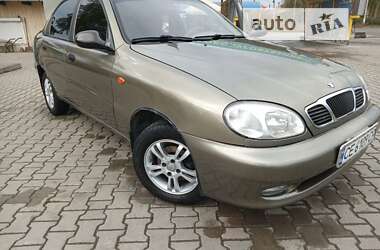 Седан Daewoo Lanos 2004 в Чернівцях